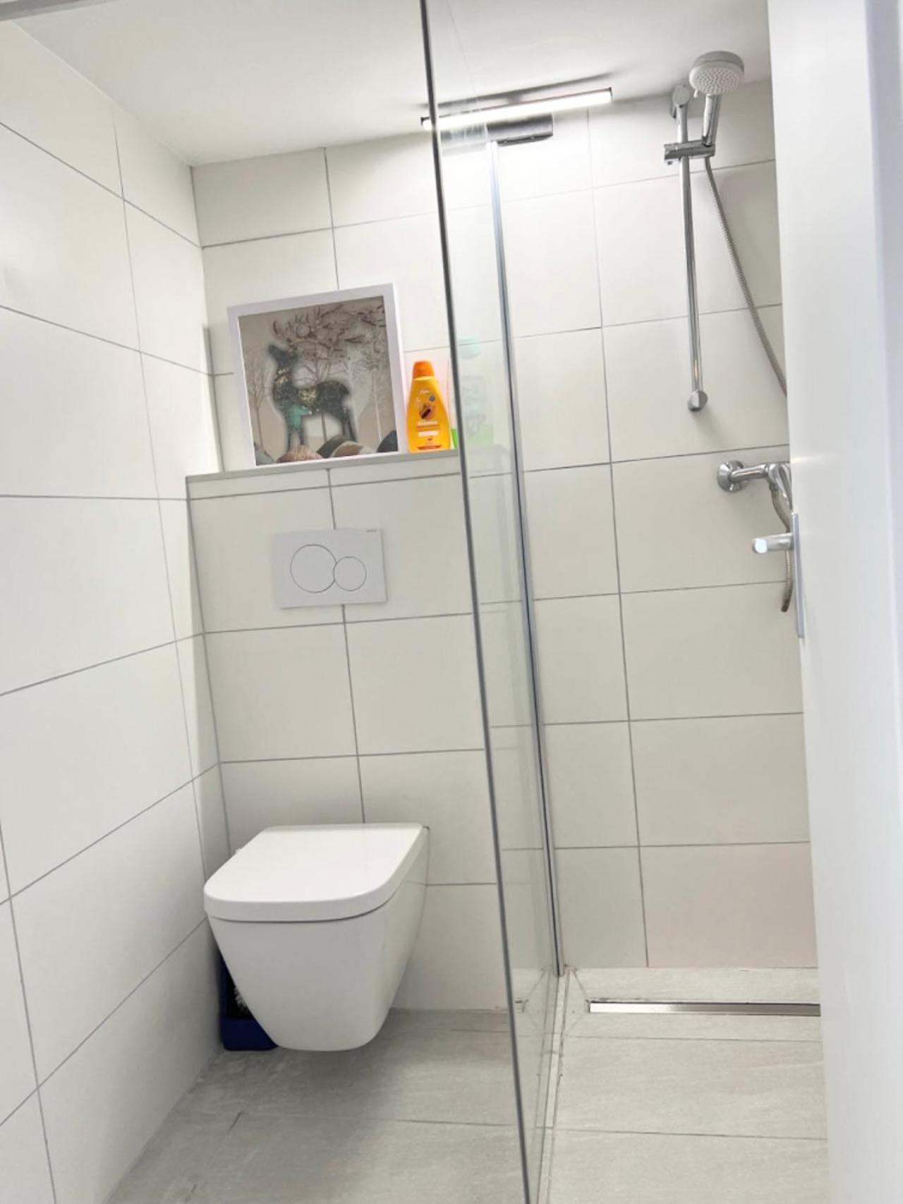 Messe With 2 Bedrooms, Kitchen And Garden Apartment Dusseldorf